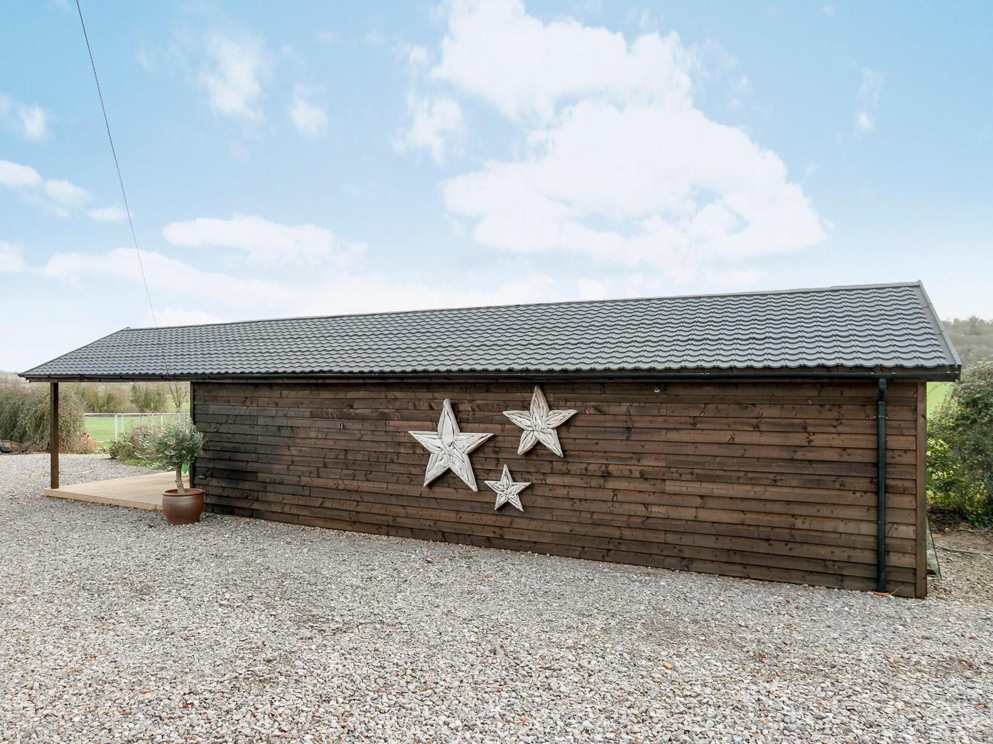 Holders Cottage Lassington 外观 照片